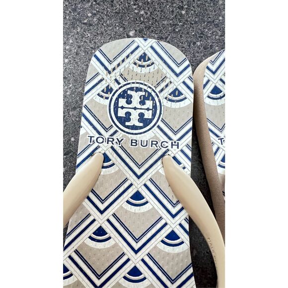 Tory Burch  Flat Flip Flop Yellow sandals size 7 - Picture 9 of 13